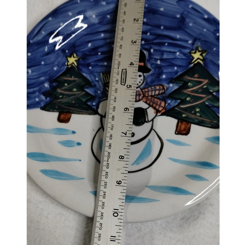 Tabletops Unlimited Holiday‎ Season Snowman Christmas Plate 10.5